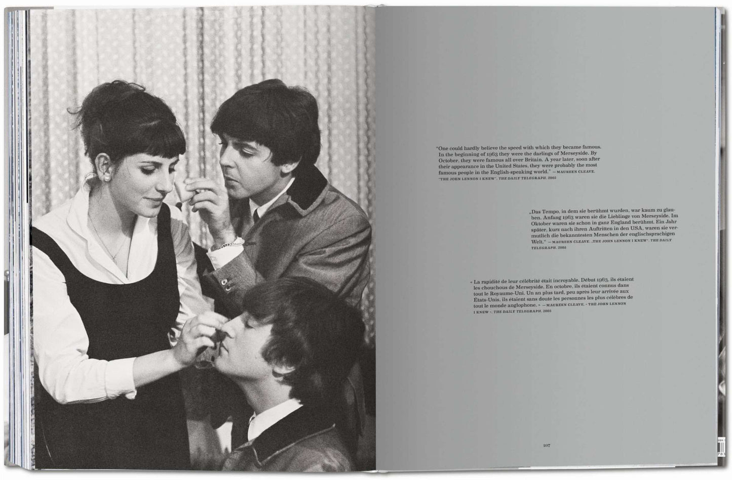 The Beatles on the road 1964-1966 Boek